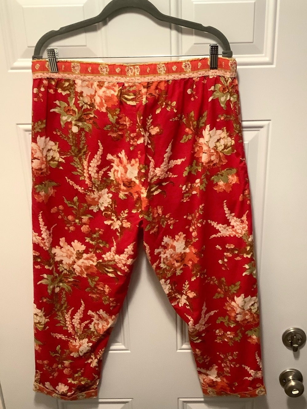 Sundance| Leia Reef Pull-on Cropped Pants Floral Novelty Tie Front Red Boho - Picture 11 of 11